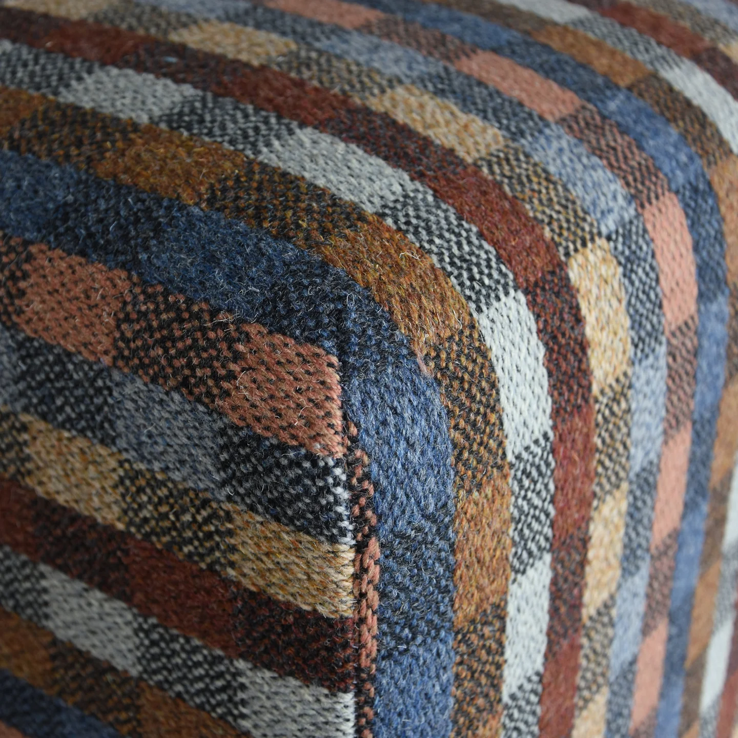 Benbecula Carpet Cube - Image 5