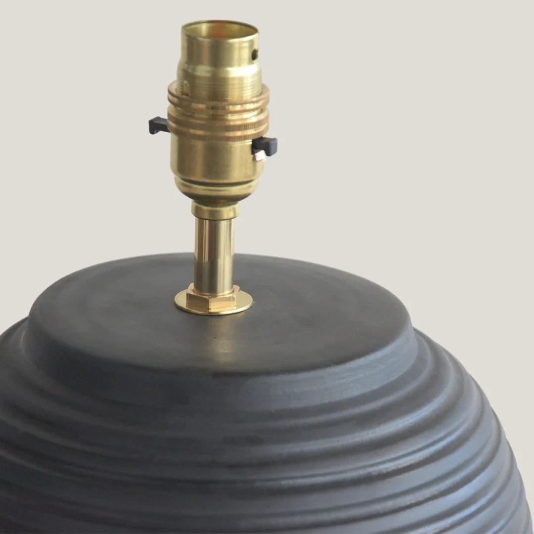 Black Ridged Large Table Lamp - Image 6