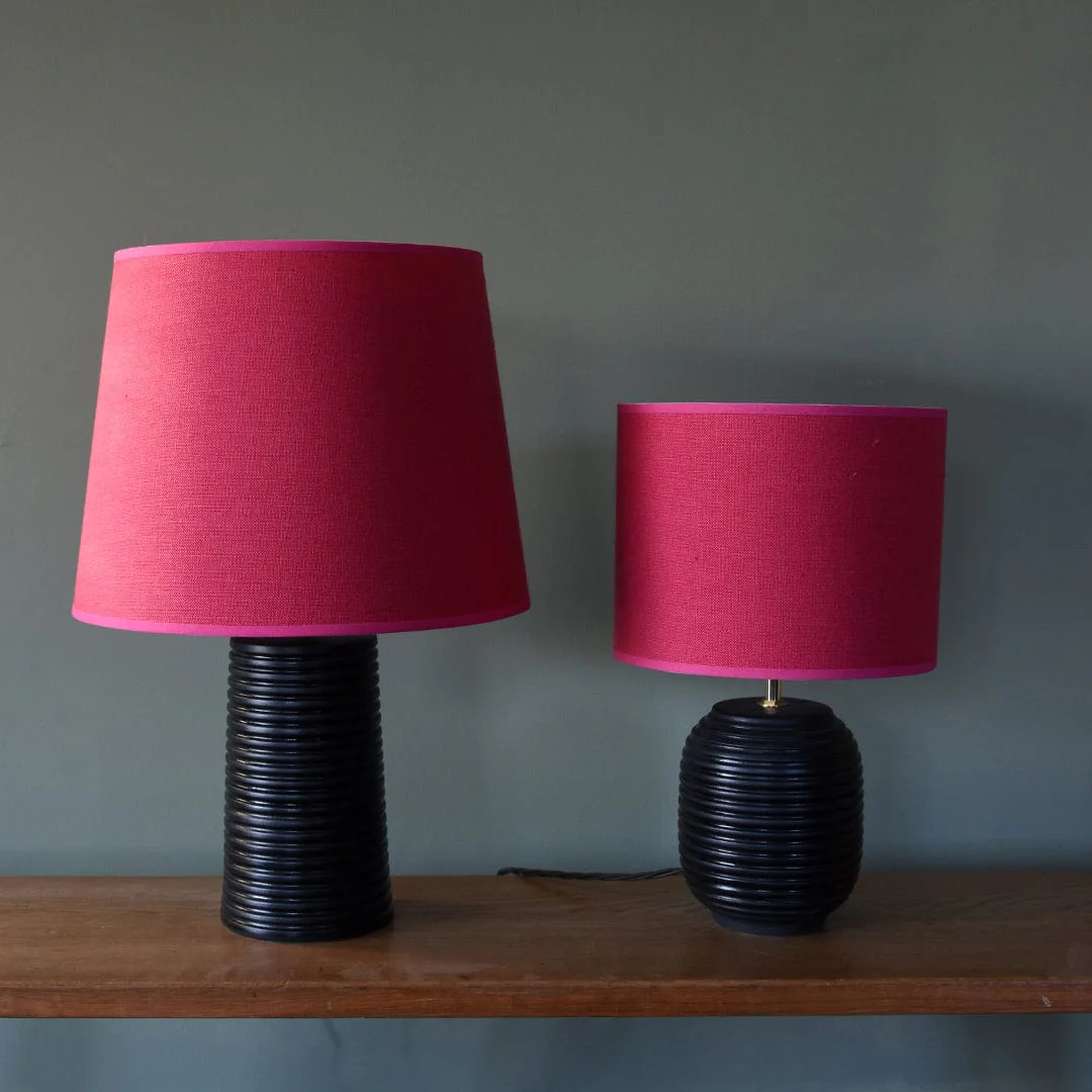 Black Ridged Large Tapered Lamp - Image 2