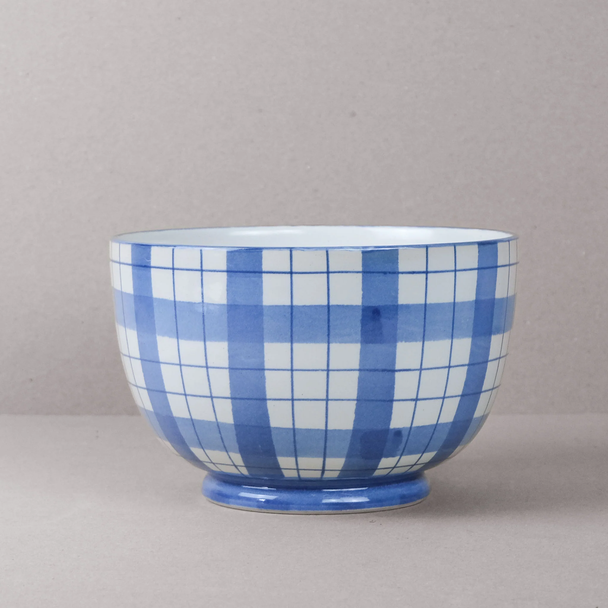 Blue & White Macfarlane Salad Bowl - Image 2