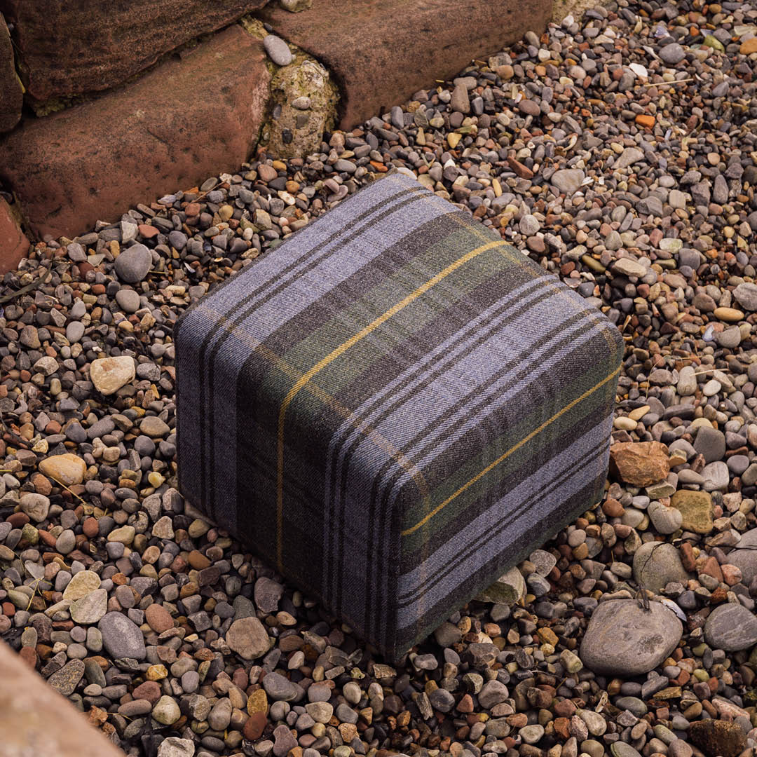 Brodick Carpet Cube - Image 2