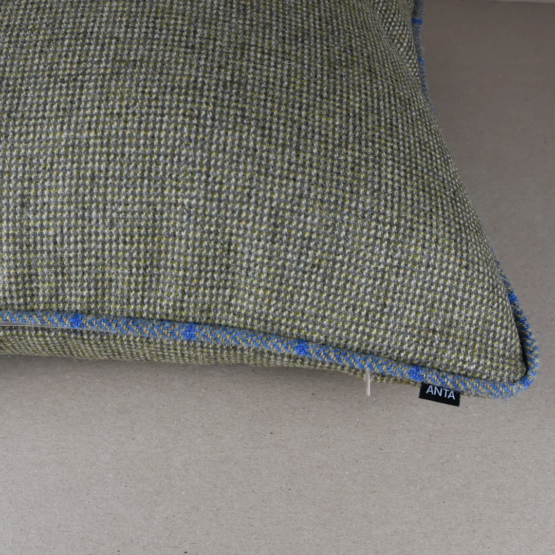 Brora Highland Tweed Zip Cushion - Image 2