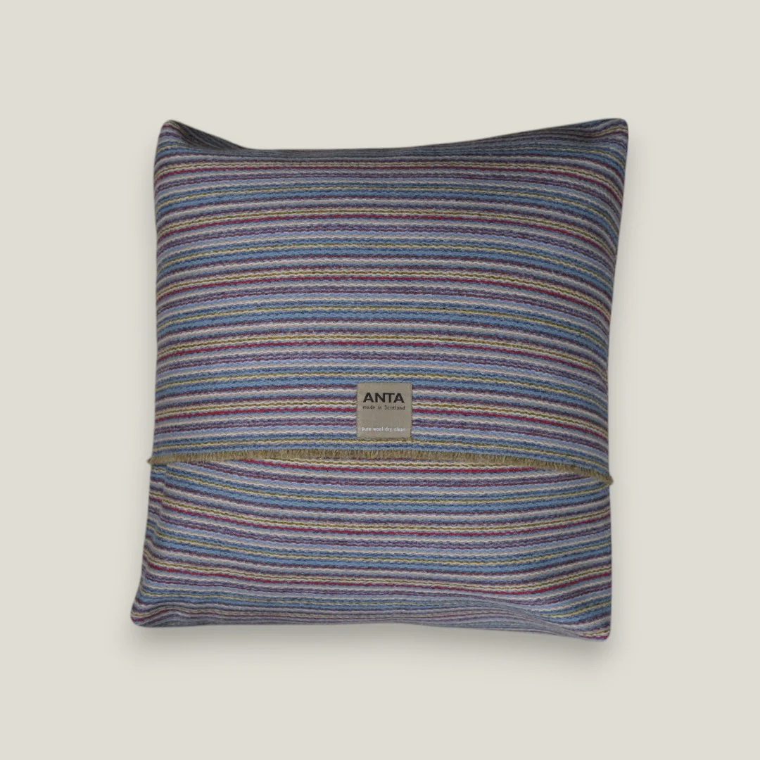 Colonsay Pet Bed - Image 5
