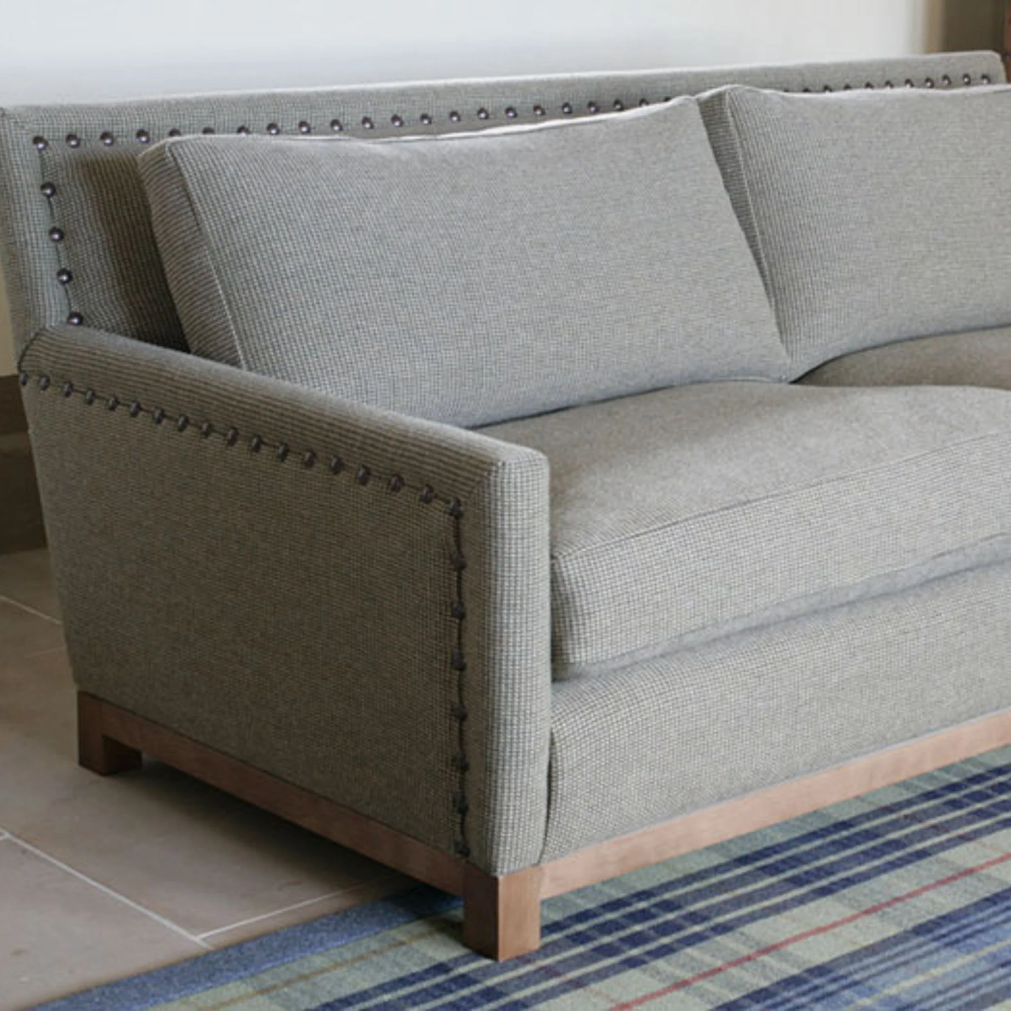 Hanover Sofa - Image 2