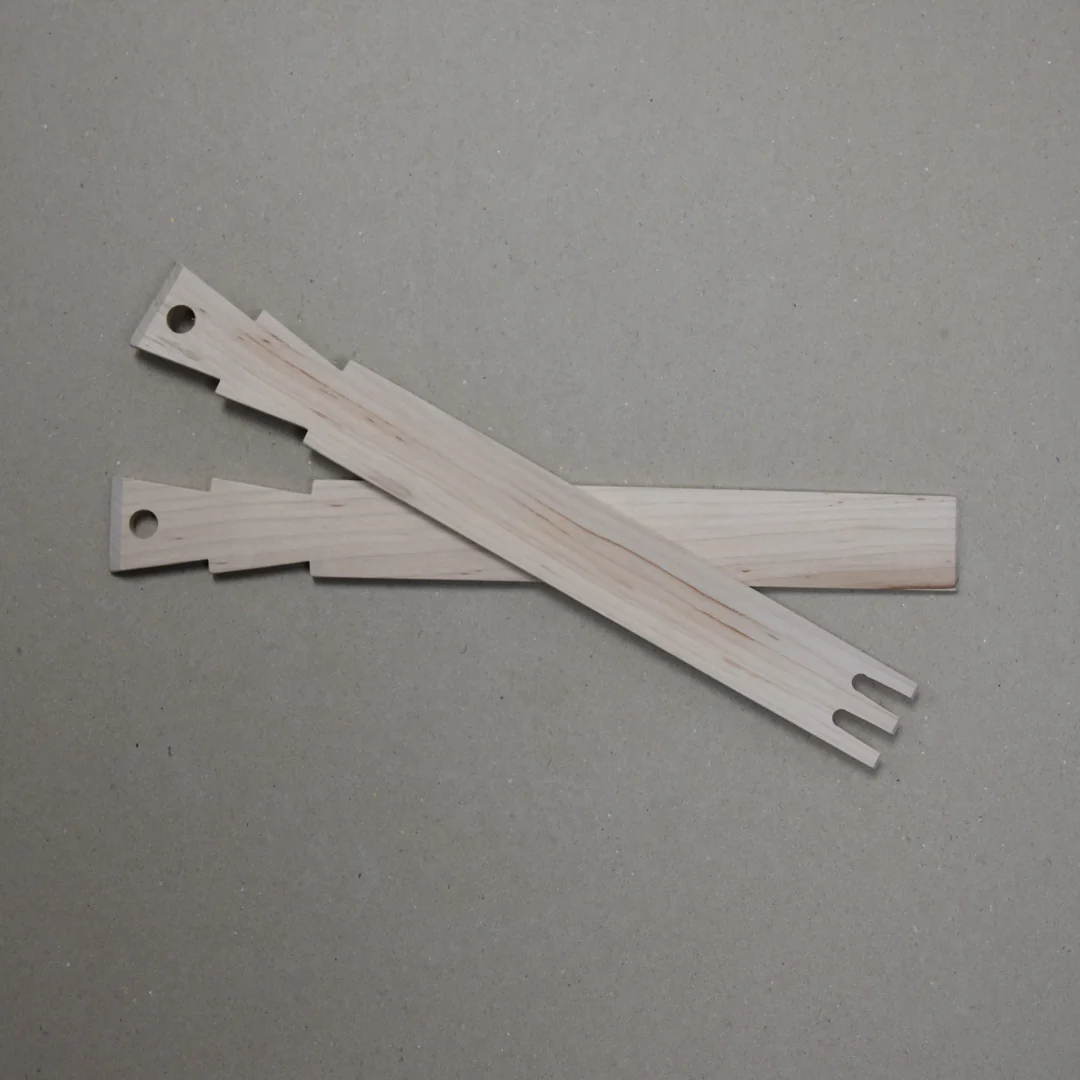 Medium Thistle Top Salad Servers - Image 3