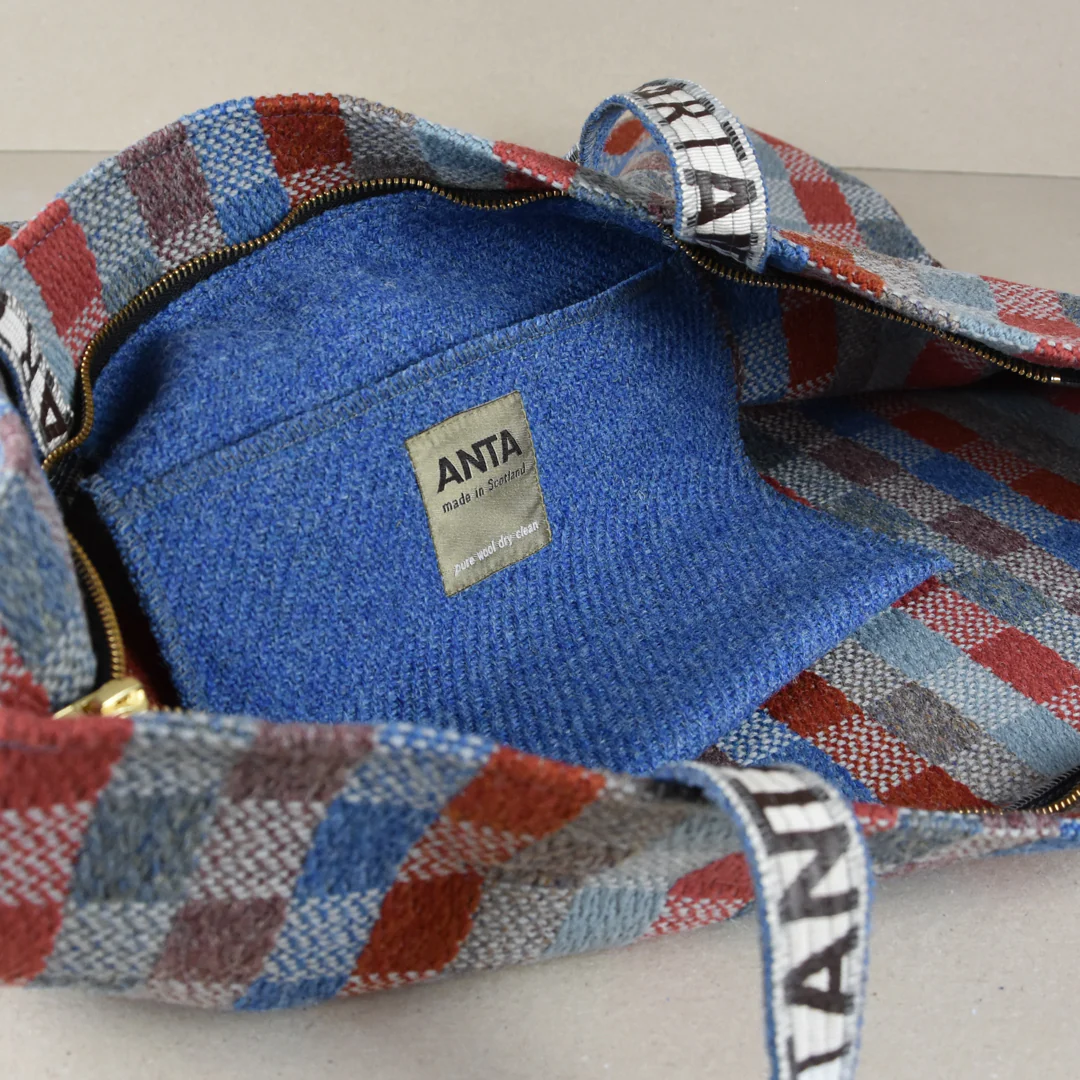 Orin Gordon Travel Bag - Image 3
