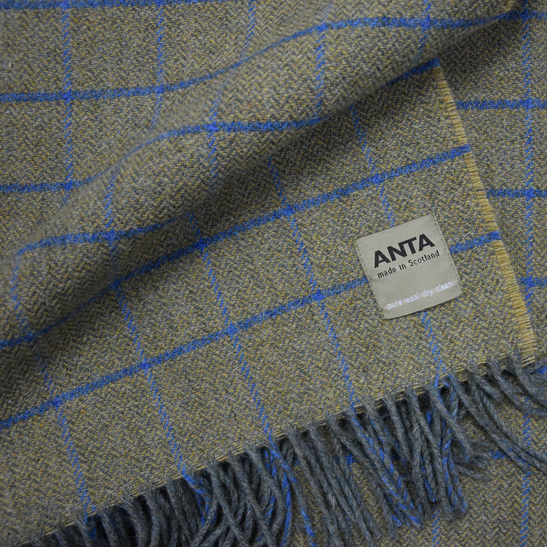 Shandwick Scottish Lambswool Throw - Image 2