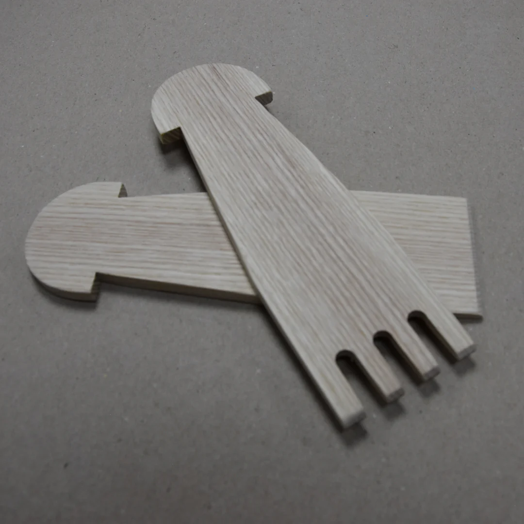 Short Thistle Top Salad Servers - Image 3