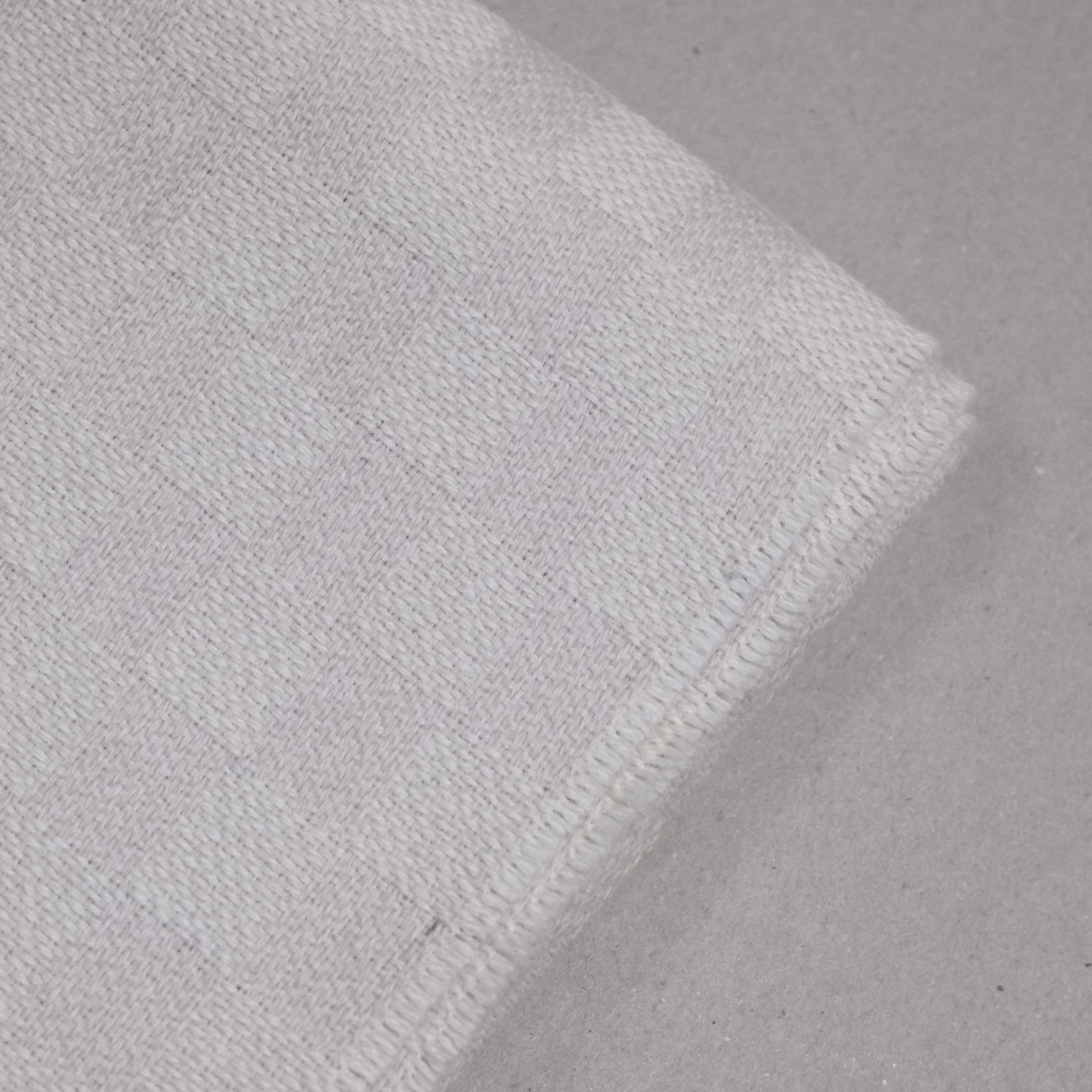 Snowdrop Wool Cotton Throw - Image 3
