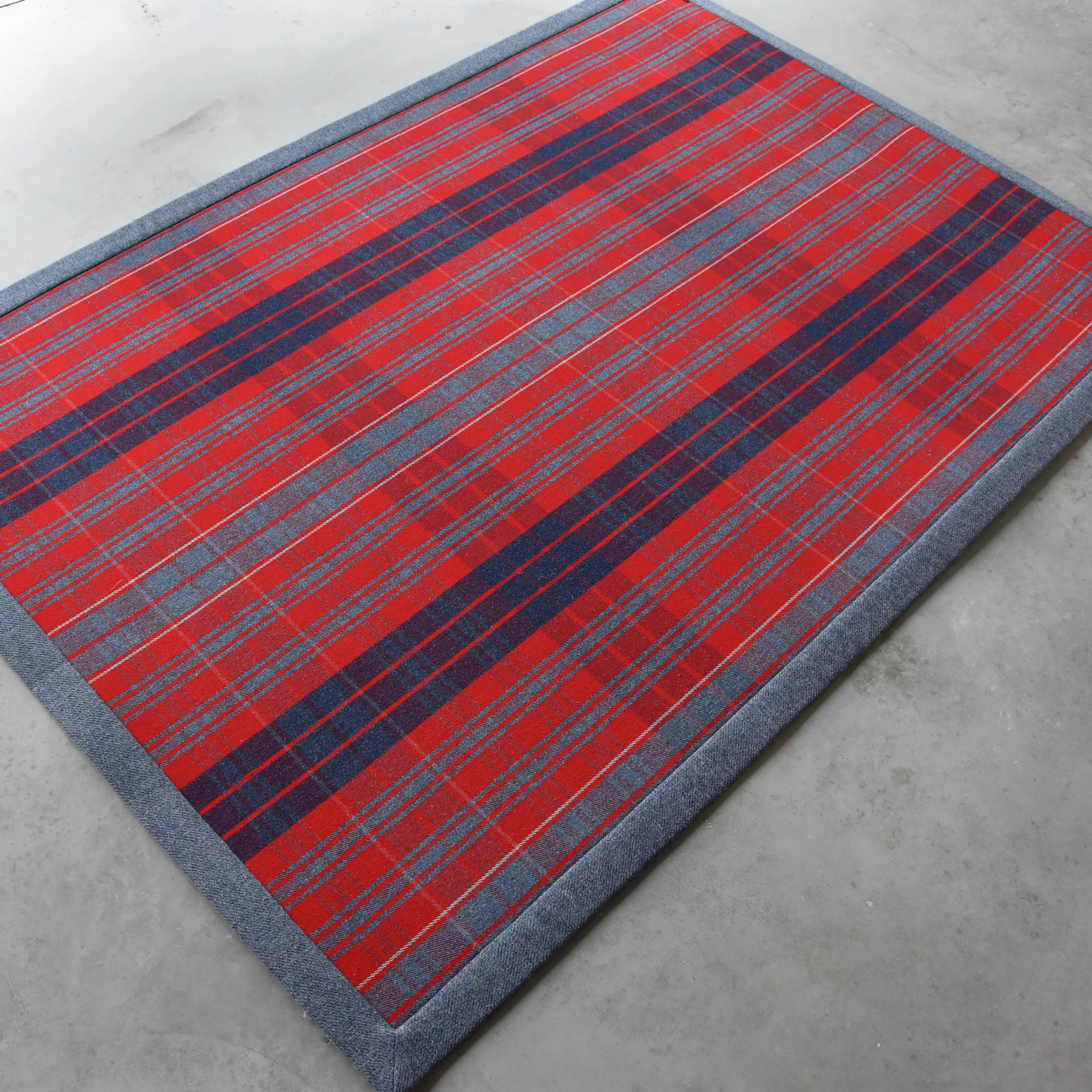 Susie Clunes Runner - Image 2