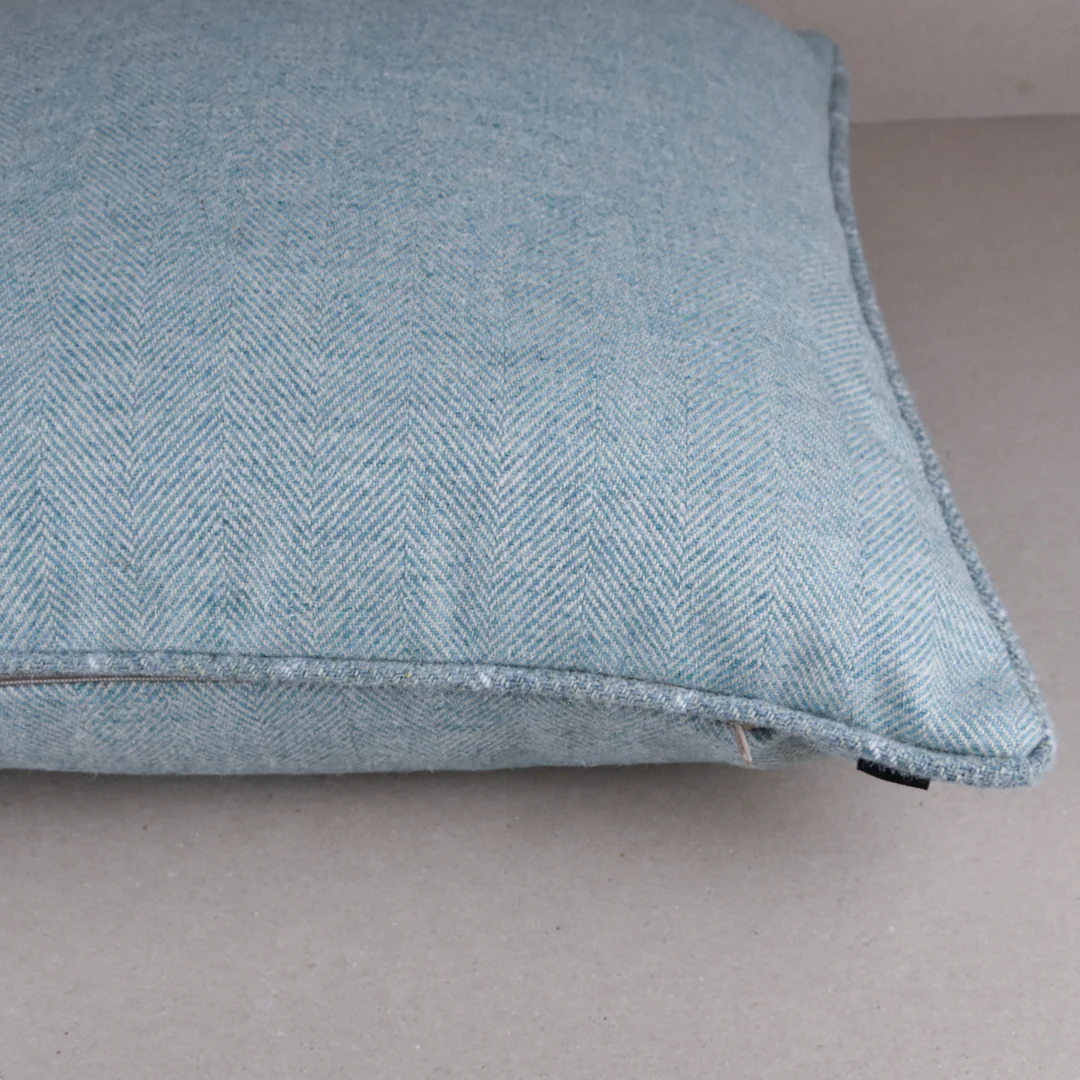 Teal Highland Tweed Zip Cushion - Image 2